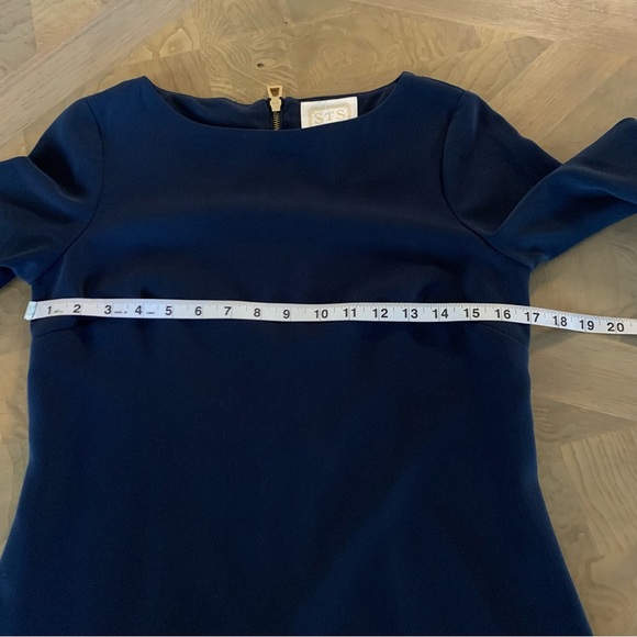 Sail to Sable Navy Blue Shift Dress size 2 M flared 3/4 Sleeves Zipper Ruffled - Picture 11 of 11